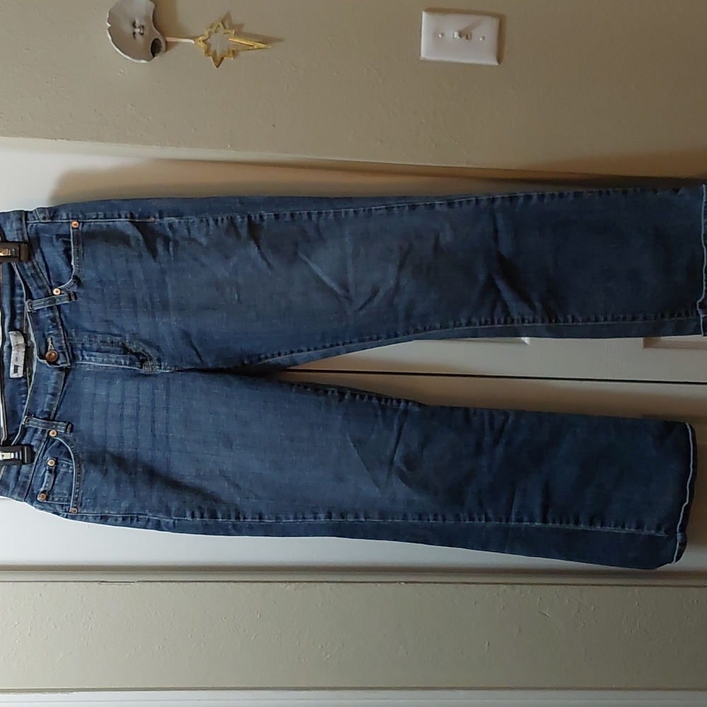 Ladies Levi jeans